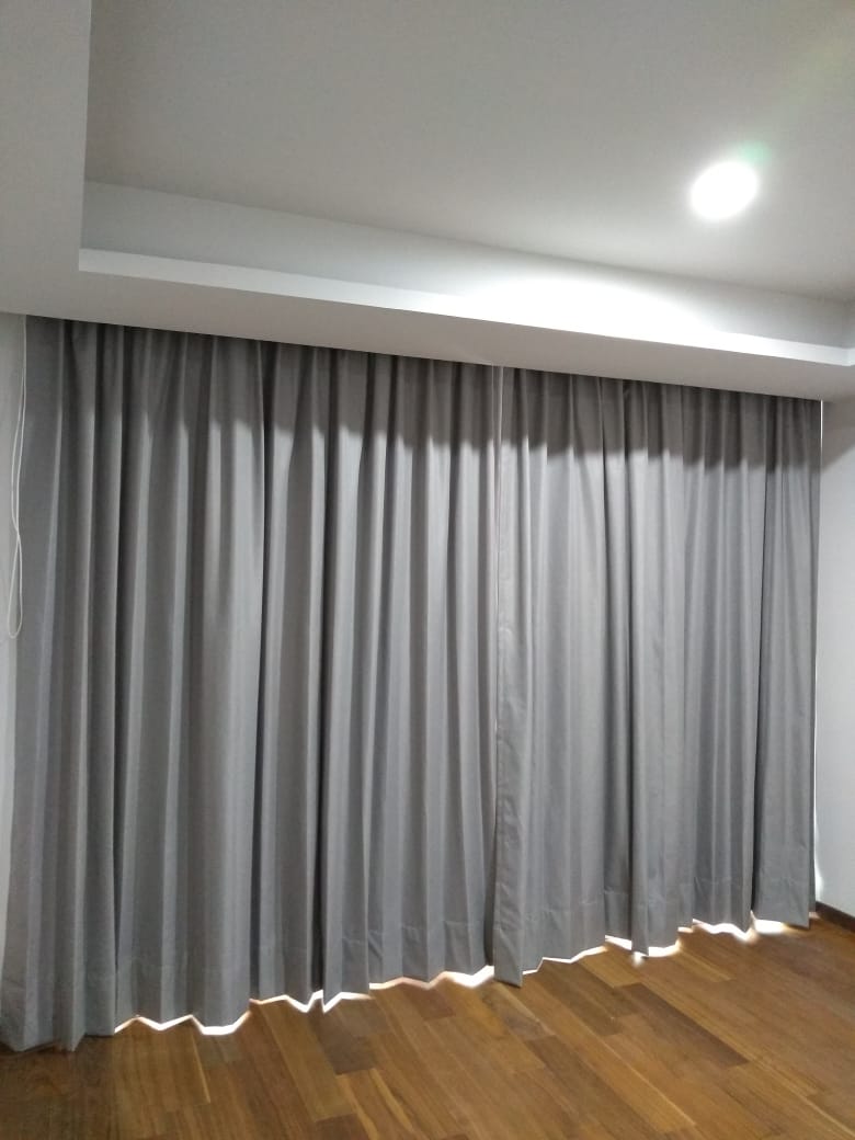 Cortinas y persianas (tradicionales y motorizadas)